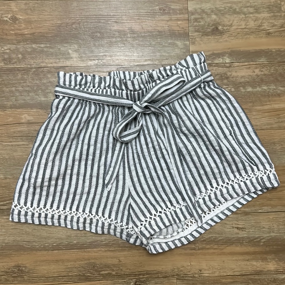 AEO paperbag waist shorts